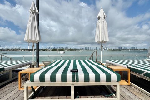 Condominio en venta en Miami Beach, Florida, 49.24 m2 № 1738242 - foto 17