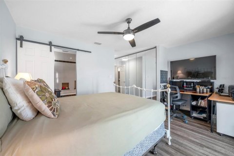 Снять в аренду таунхаус в Сент-Питерсберг, Флорида 10 комнат, 104.42м2, № 1722547 - фото 21