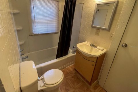 Купить коммерческую недвижимость в Гейнсвилл, Флорида 2 спальни, 111.48м2, № 1521532 - фото 7