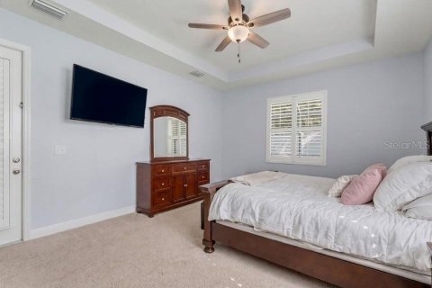 House in Spring Hill, Florida 4 bedrooms, 230.21 sq.m. № 2356451 - photo 26