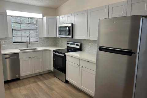 Copropriété à vendre à Boca Raton, Floride: 2 chambres, 87.14 m2 № 2261097 - photo 3