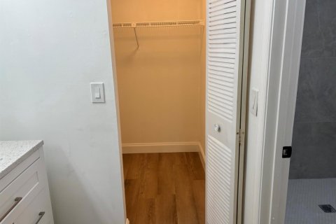 Copropriété à vendre à Boca Raton, Floride: 2 chambres, 87.14 m2 № 2261097 - photo 14
