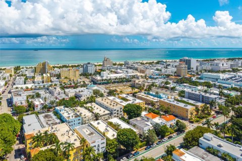 Commercial property in Miami Beach, Florida № 1941214 - photo 16