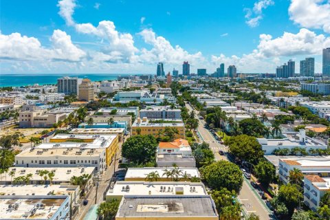 Commercial property in Miami Beach, Florida № 1941214 - photo 9