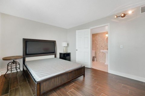Купить кондоминиум в Уэст-Палм-Бич, Флорида 3 комнаты, 112.04м2, № 2147185 - фото 20