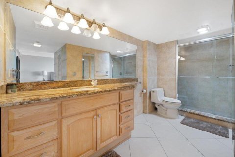 Купить кондоминиум в Уэст-Палм-Бич, Флорида 3 комнаты, 112.04м2, № 2147185 - фото 16