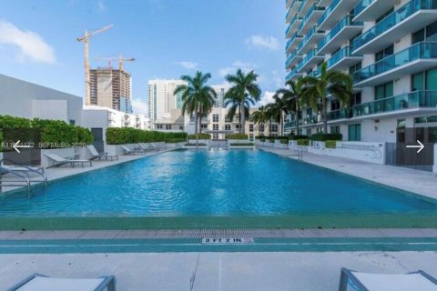 Condominio en venta en Miami, Florida, 2 dormitorios, 100.06 m2 № 2022022 - foto 27