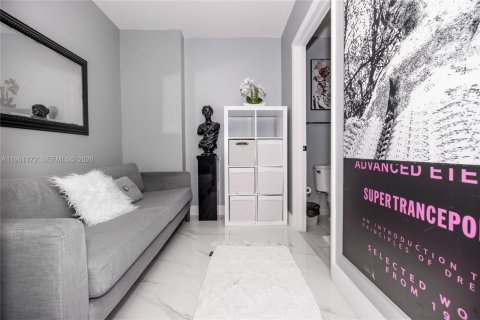 Купить кондоминиум в Майами, Флорида 2 спальни, 100.06м2, № 2022022 - фото 13