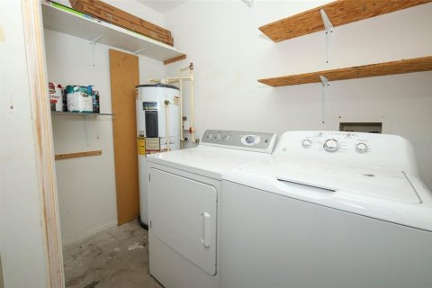 Townhouse in Lake Mary, Florida 2 bedrooms, 86.77 sq.m. № 2110006 - photo 16