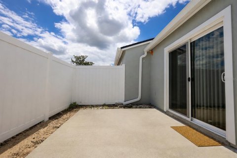 Townhouse in Lake Mary, Florida 2 bedrooms, 86.77 sq.m. № 2110006 - photo 18