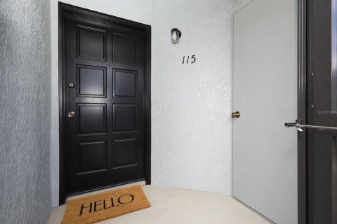 Townhouse in Lake Mary, Florida 2 bedrooms, 86.77 sq.m. № 2110006 - photo 3