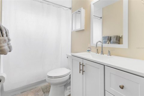 Villa ou maison à vendre à Palm Bay, Floride: 4 chambres, 169.55 m2 № 2425590 - photo 25