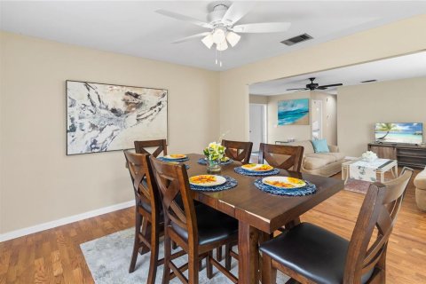 Villa ou maison à vendre à Palm Bay, Floride: 4 chambres, 169.55 m2 № 2425590 - photo 22
