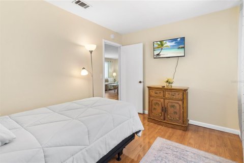 Villa ou maison à vendre à Palm Bay, Floride: 4 chambres, 169.55 m2 № 2425590 - photo 23