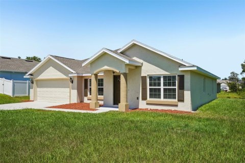 House in Ocala, Florida 3 bedrooms, 178.84 sq.m. № 2222667 - photo 2