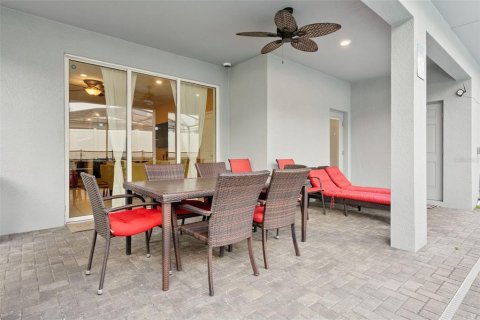 Casa en venta en Davenport, Florida, 7 dormitorios, 304.91 m2 № 2237632 - foto 6