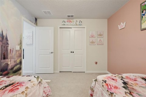 Casa en venta en Davenport, Florida, 7 dormitorios, 304.91 m2 № 2237632 - foto 25