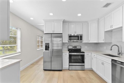 Condominio en venta en Clearwater, Florida, 2 dormitorios, 130.06 m2 № 1718694 - foto 11
