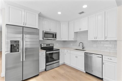 Condominio en venta en Clearwater, Florida, 2 dormitorios, 130.06 m2 № 1718694 - foto 10