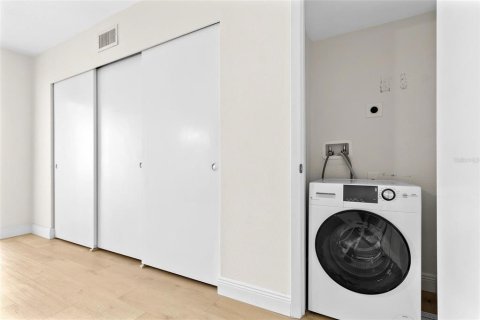 Condominio en venta en Clearwater, Florida, 2 dormitorios, 130.06 m2 № 1718694 - foto 18