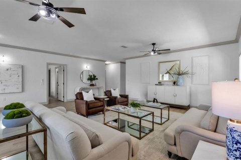House in Lakeland, Florida 4 bedrooms, 390.19 sq.m. № 2103812 - photo 8