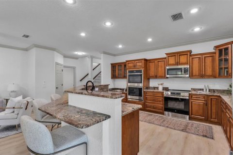House in Lakeland, Florida 4 bedrooms, 390.19 sq.m. № 2103812 - photo 15