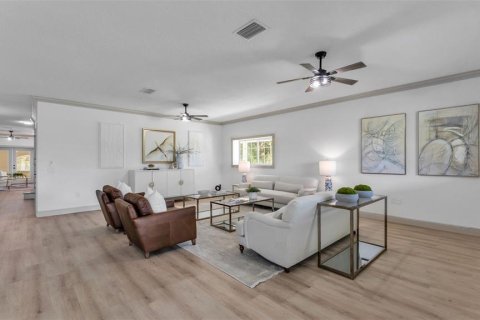 House in Lakeland, Florida 4 bedrooms, 390.19 sq.m. № 2103812 - photo 5