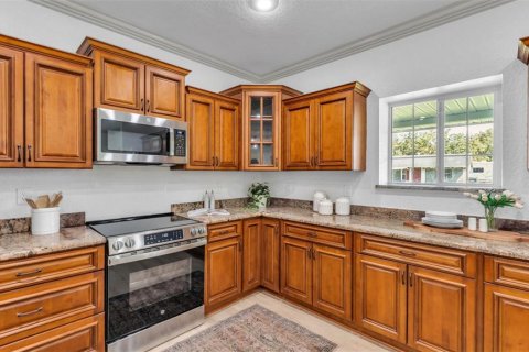 House in Lakeland, Florida 4 bedrooms, 390.19 sq.m. № 2103812 - photo 18