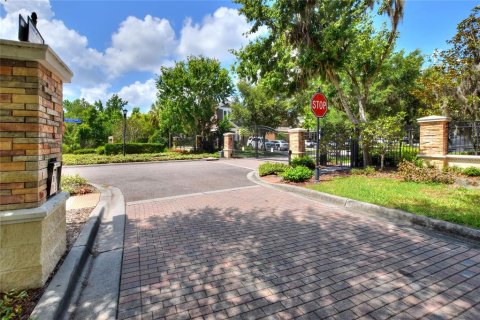 Villa ou maison à vendre à Fish Hawk, Floride: 4 chambres, 240.99 m2 № 2140579 - photo 5