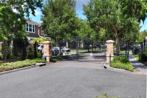 Villa ou maison à vendre à Fish Hawk, Floride: 4 chambres, 240.99 m2 № 2140579 - photo 6