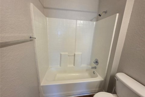 Condominio en venta en Altamonte Springs, Florida, 2 dormitorios, 108.7 m2 № 2258850 - foto 11