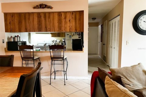 Propiedad comercial en venta en Deltona, Florida, 4 dormitorios, 188.96 m2 № 2106223 - foto 17