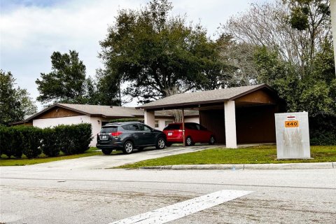 Propiedad comercial en venta en Deltona, Florida, 4 dormitorios, 188.96 m2 № 2106223 - foto 4