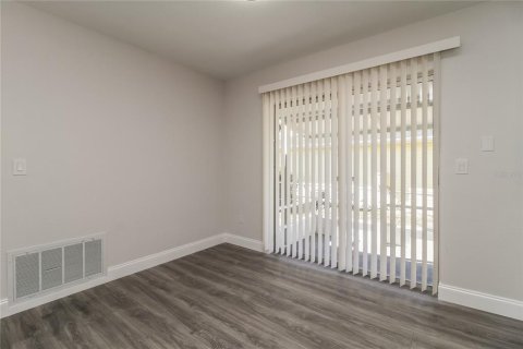 Casa en alquiler en DeLand, Florida, 3 dormitorios, 134.8 m2 № 1850080 - foto 5