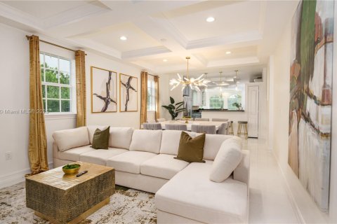 Villa ou maison à louer à Palm City, Floride: 9 chambres, 458.84 m2 № 2013058 - photo 8