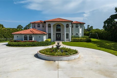 Villa ou maison à Palm City, Floride 9 chambres, 458.84 m2 № 2013058