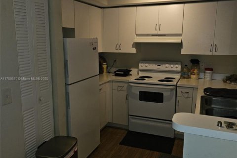 Купить кондоминиум в Мирамар, Флорида 6 комнат, 89.74м2, № 1729709 - фото 17