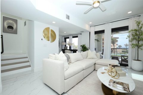 Condo in Ormond Beach, Florida, 2 bedrooms № 2106887 - photo 25