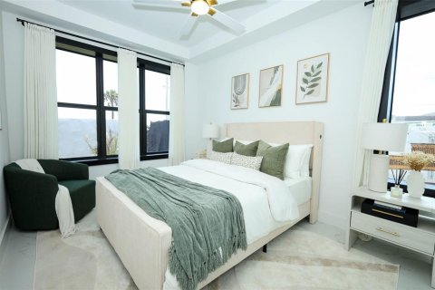 Condo in Ormond Beach, Florida, 2 bedrooms № 2106887 - photo 11