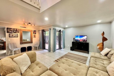 Copropriété à vendre à Miami, Floride: 2 chambres, 127.28 m2 № 2439253 - photo 6