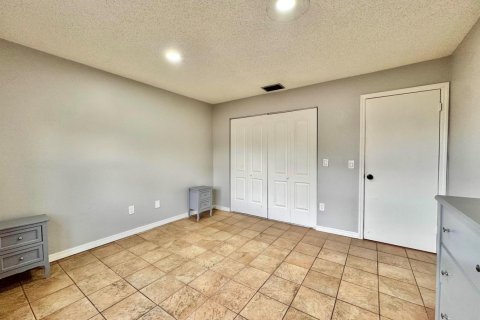Copropriété à vendre à Miami, Floride: 2 chambres, 127.28 m2 № 2439253 - photo 27