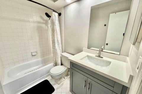 Copropriété à vendre à Miami, Floride: 2 chambres, 127.28 m2 № 2439253 - photo 28