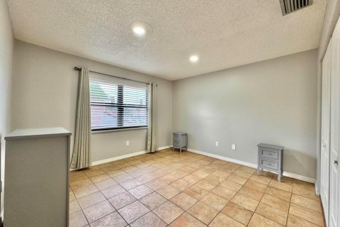 Copropriété à vendre à Miami, Floride: 2 chambres, 127.28 m2 № 2439253 - photo 24