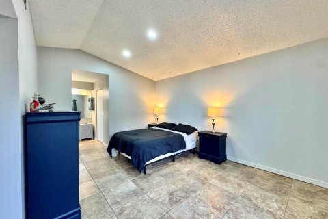 Copropriété à vendre à Miami, Floride: 2 chambres, 127.28 m2 № 2439253 - photo 29