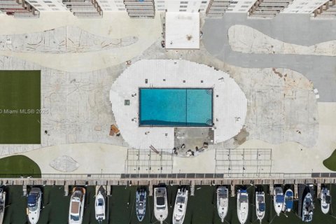 Copropriété à vendre à Sunny Isles Beach, Floride: 55.28 m2 № 1763860 - photo 4