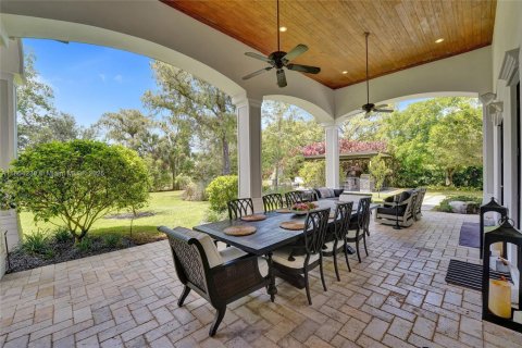 House in Parkland, Florida 7 bedrooms, 678.37 sq.m. № 1891856 - photo 23