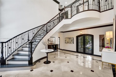 House in Parkland, Florida 7 bedrooms, 678.37 sq.m. № 1891856 - photo 20