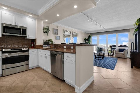 Copropriété à louer à Pompano Beach, Floride: 1 chambre, 67.82 m2 № 2418066 - photo 7