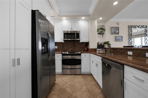 Copropriété à louer à Pompano Beach, Floride: 1 chambre, 67.82 m2 № 2418066 - photo 8