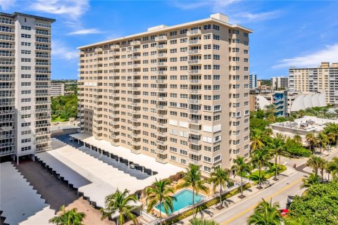 Copropriété à louer à Pompano Beach, Floride: 1 chambre, 67.82 m2 № 2418066 - photo 6